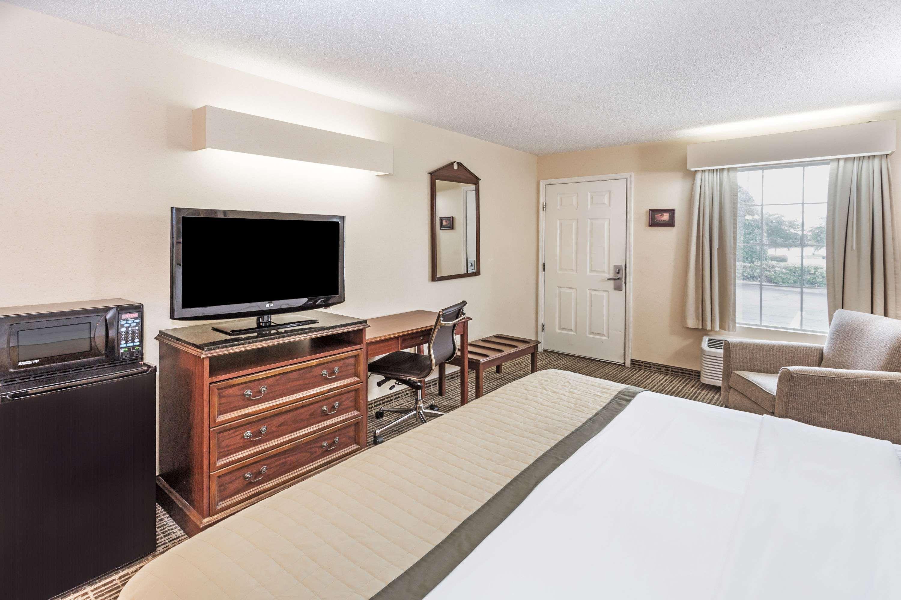 Baymont By Wyndham Valdosta At Valdosta Mall Ngoại thất bức ảnh