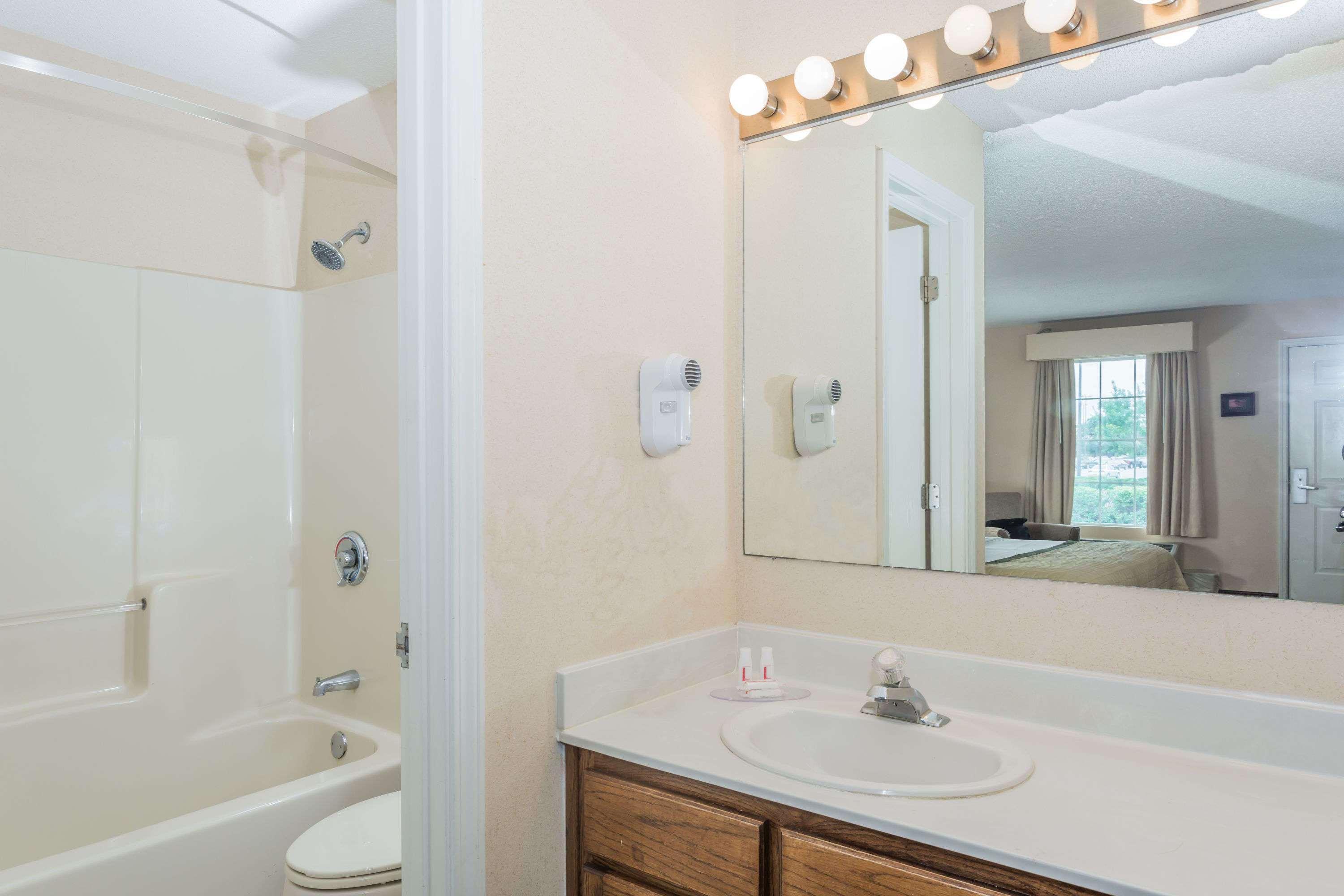 Baymont By Wyndham Valdosta At Valdosta Mall Ngoại thất bức ảnh