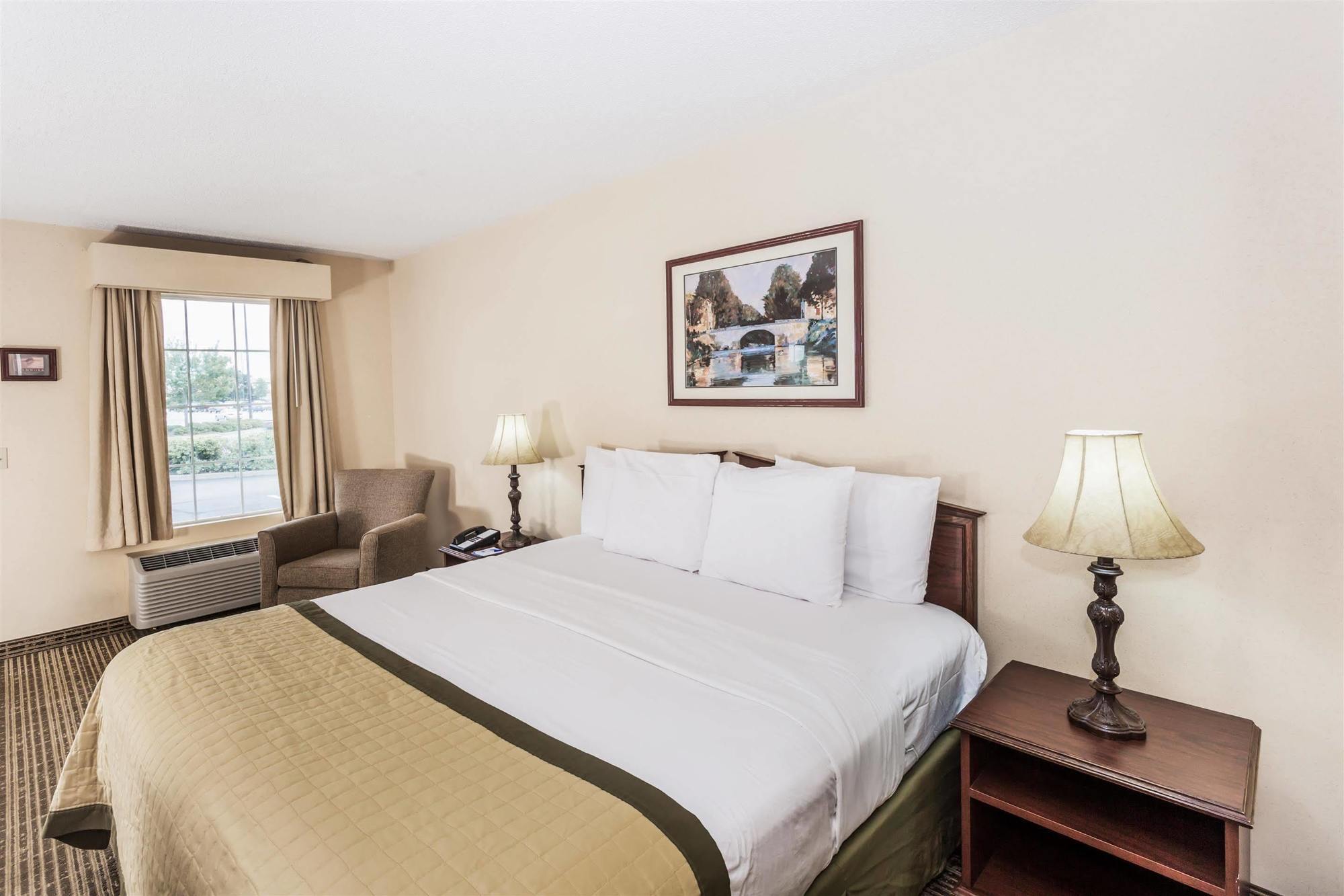 Baymont By Wyndham Valdosta At Valdosta Mall Ngoại thất bức ảnh